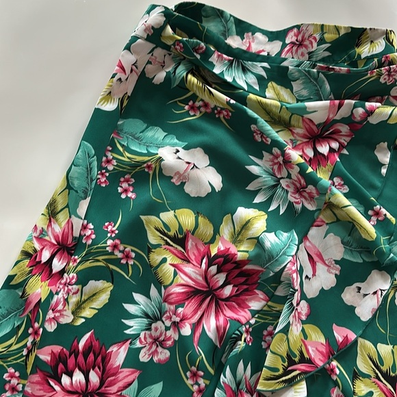 Bar III Tropical Green and Pink Floral Skirt - Picture 5 of 7
